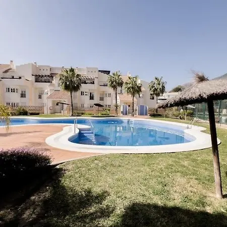 Luminoso Hogar Familias- Terraza, Vistas Al Mar, Plaza De Parking - 7p *